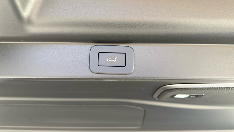 Land Rover Range Rover 3.0 D300 Autobiography 4dr Auto Diesel Estate